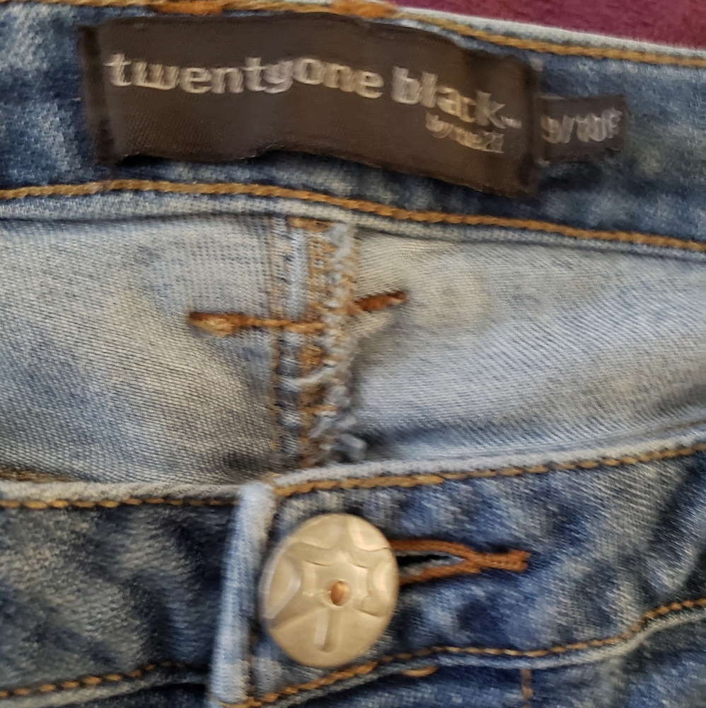 Jeans - Picture 3 of 6